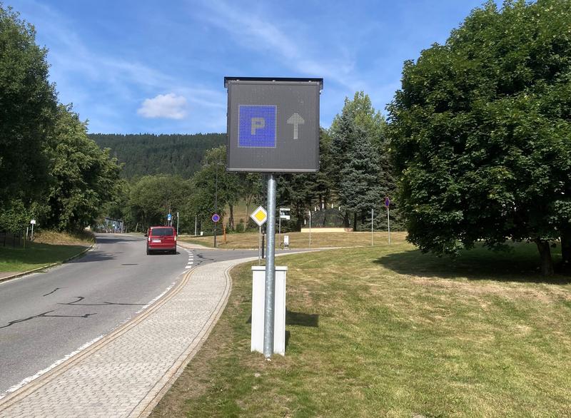 Leitsystem vor dem Abzweig Richtung Speichersee